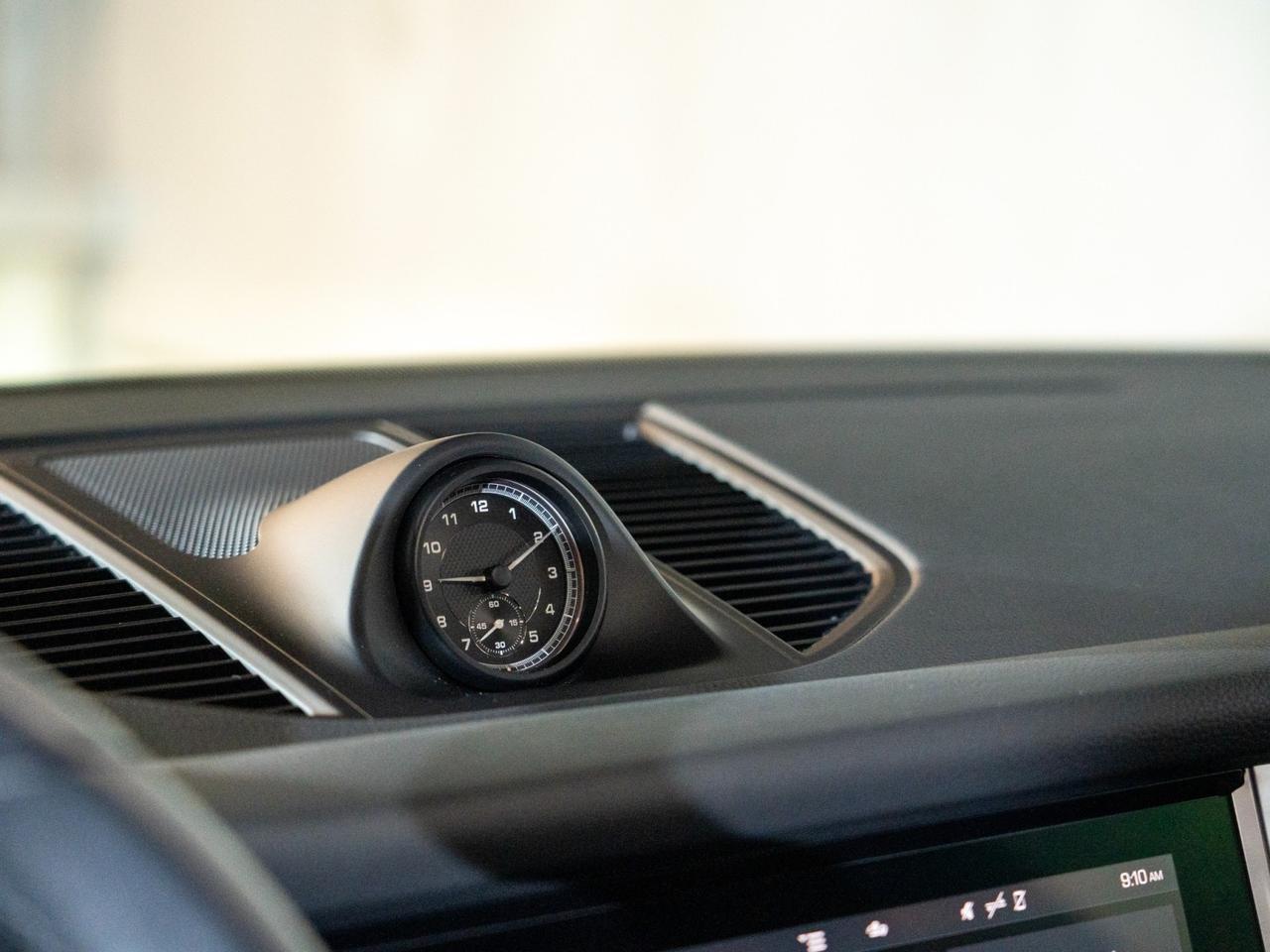 2024 Porsche Macan Pompano Beach FL