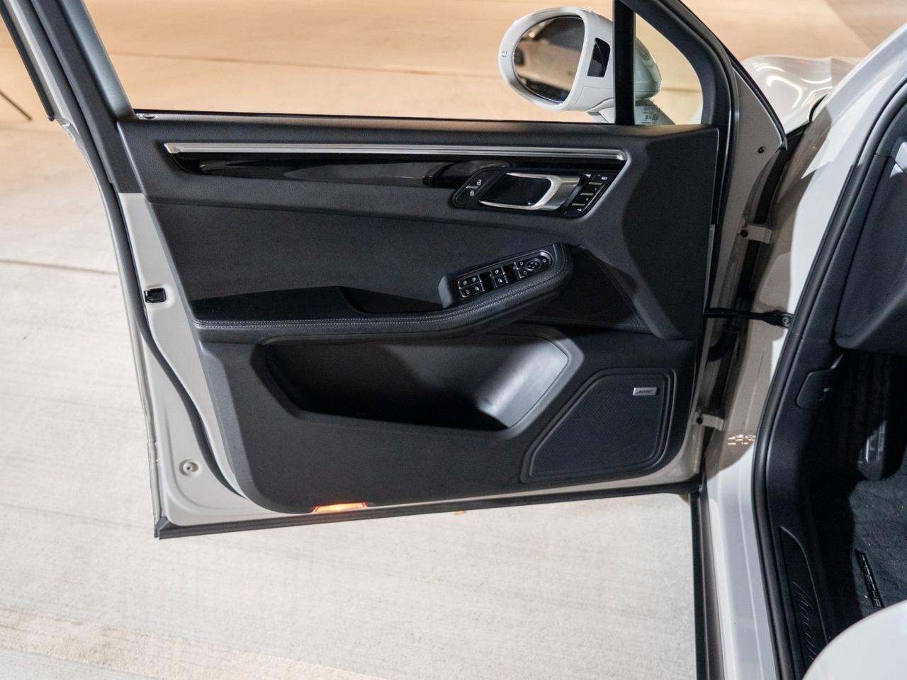 2024 Porsche Macan Pompano Beach FL