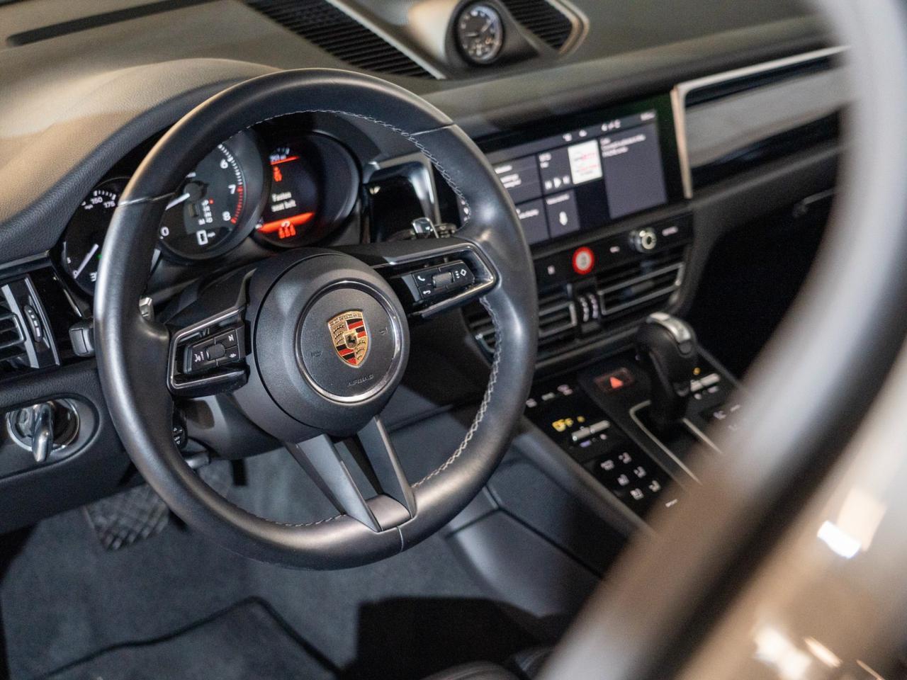 2024 Porsche Macan Pompano Beach FL