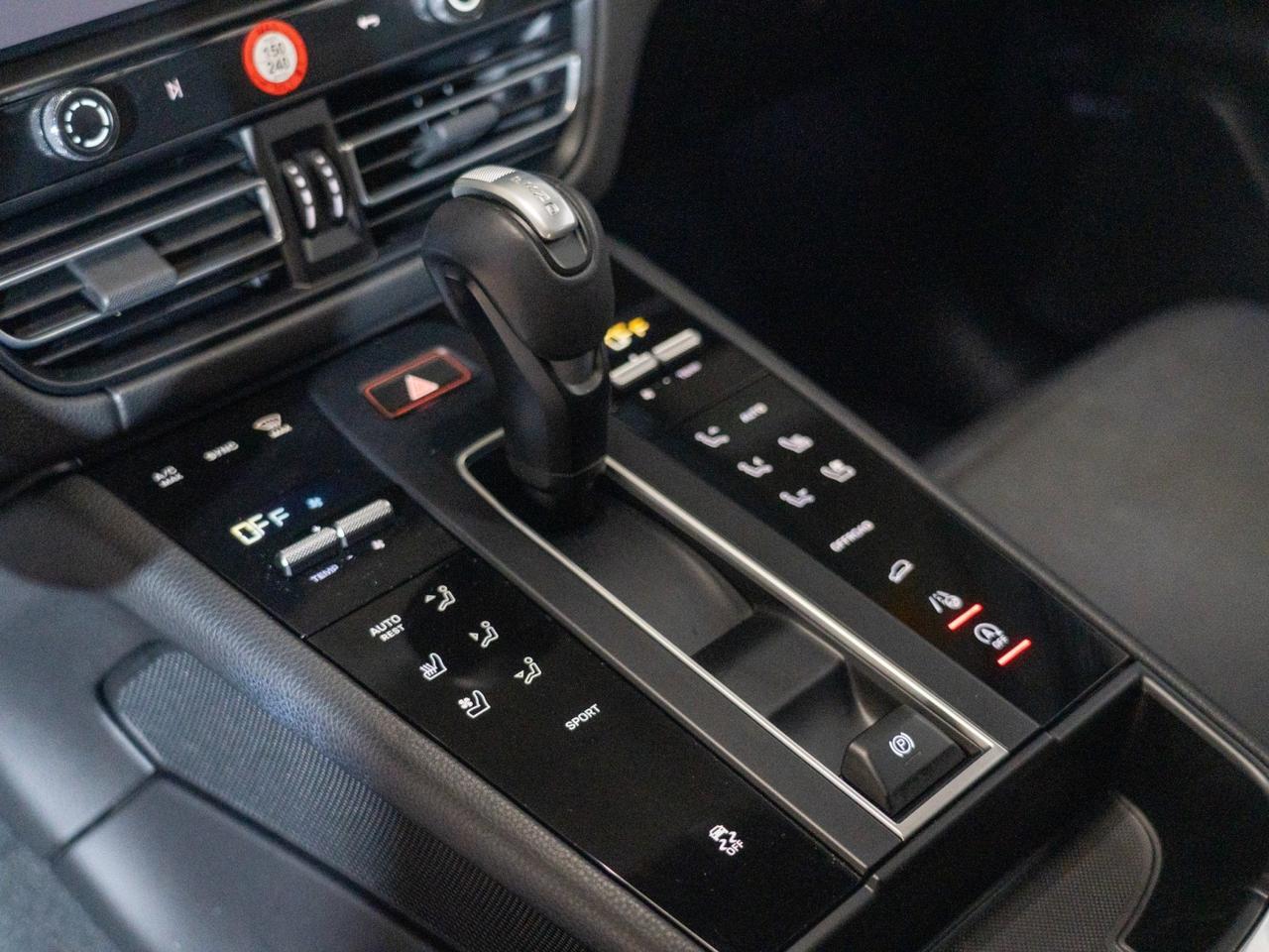 2024 Porsche Macan Pompano Beach FL