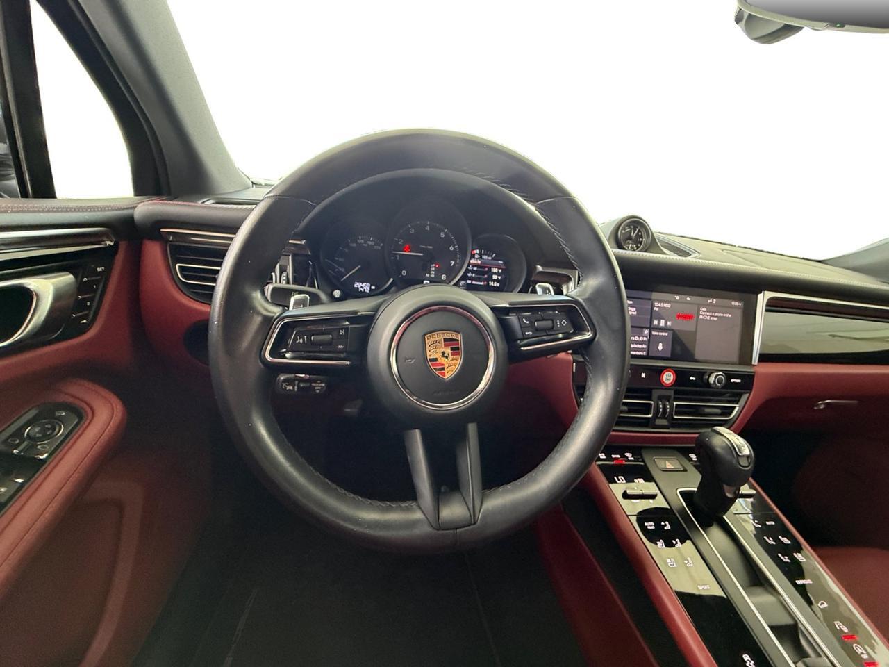 2024 Porsche Macan  Selma TX