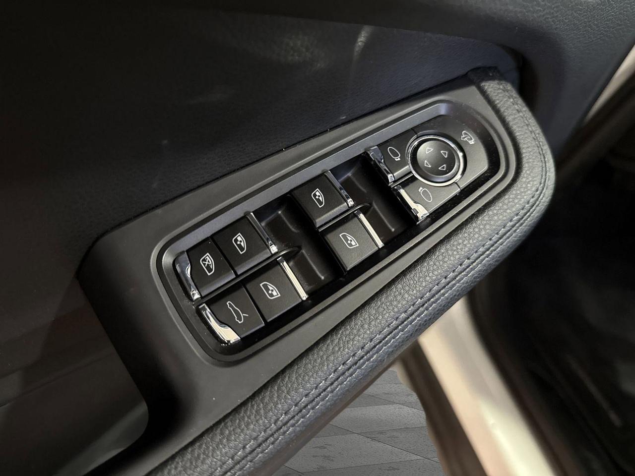 2024 Porsche Macan San Antonio TX