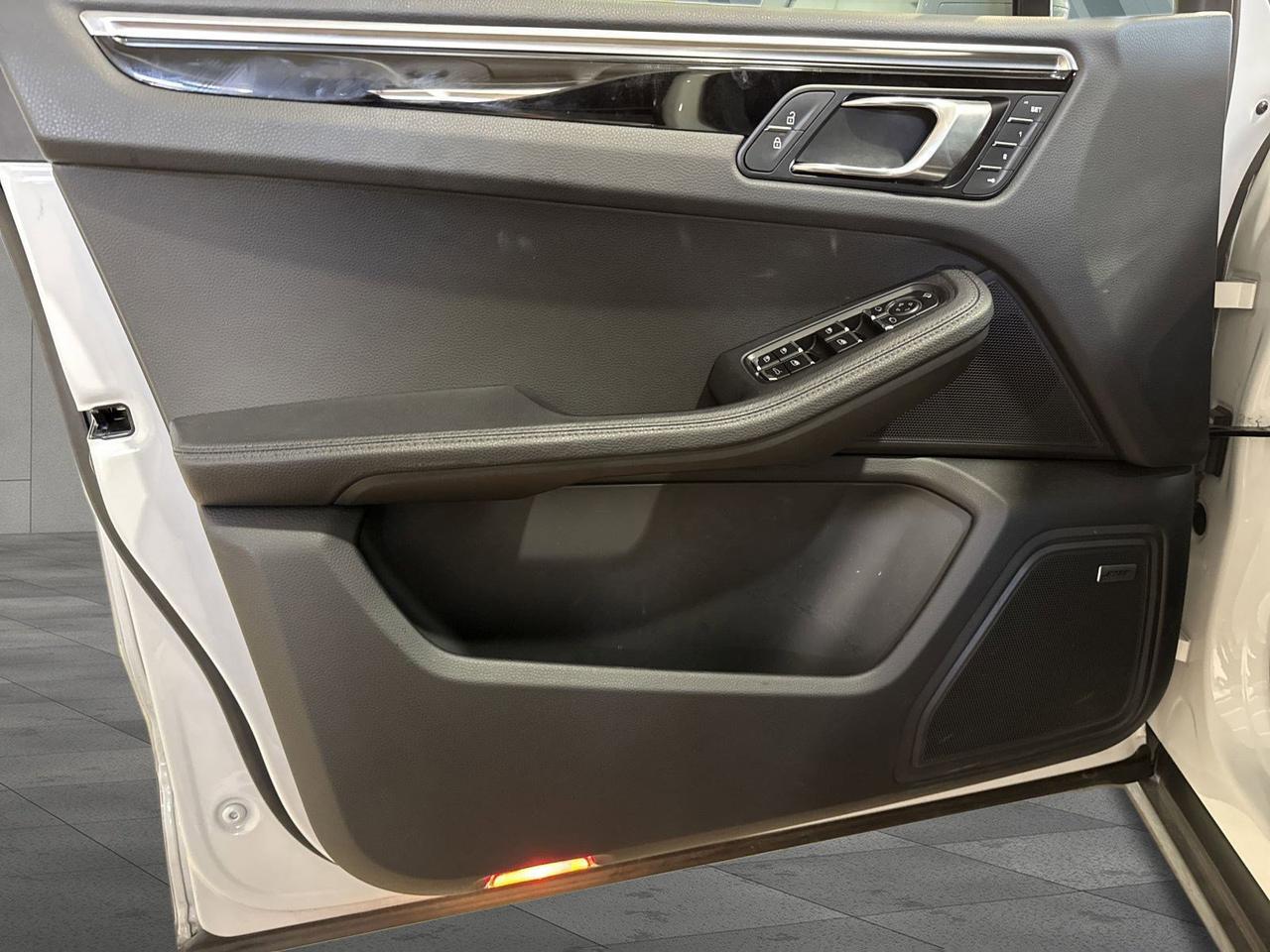 2024 Porsche Macan San Antonio TX