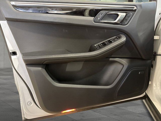 2024 Porsche Macan San Antonio TX