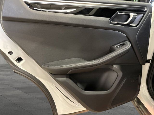 2024 Porsche Macan San Antonio TX