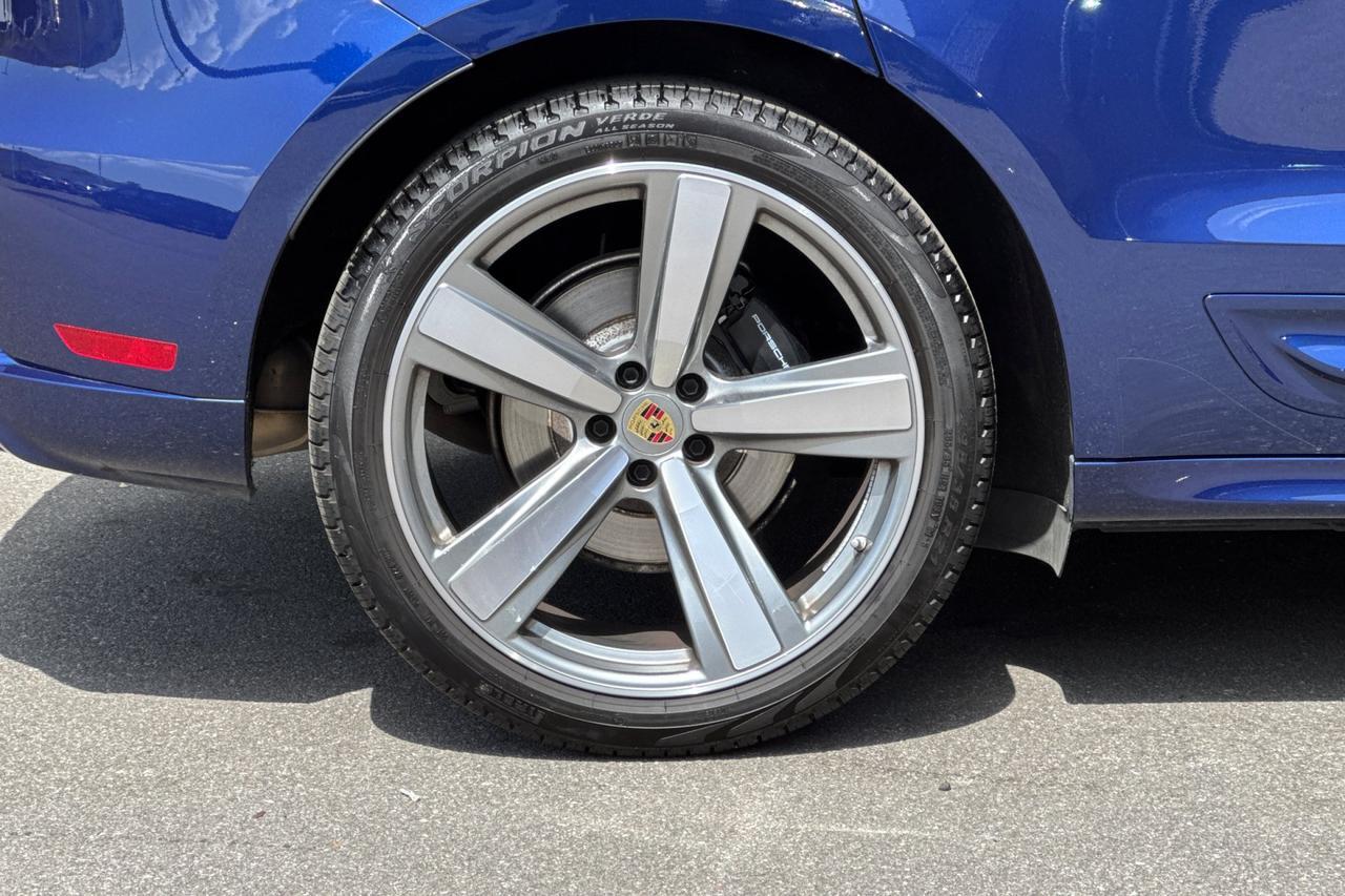 2024 Porsche Macan San Luis Obispo CA