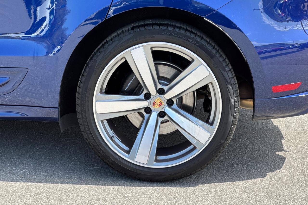 2024 Porsche Macan San Luis Obispo CA