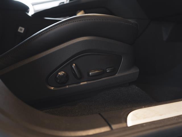 2024 Porsche Macan 4 Electric Bakersfield CA