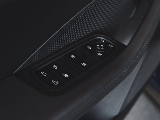 2024 Porsche Macan 4 Electric Bakersfield CA