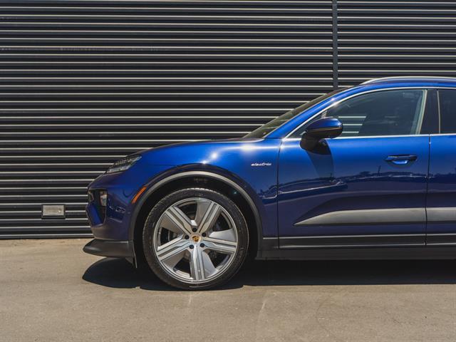 2024 Porsche Macan 4 Electric Bakersfield CA