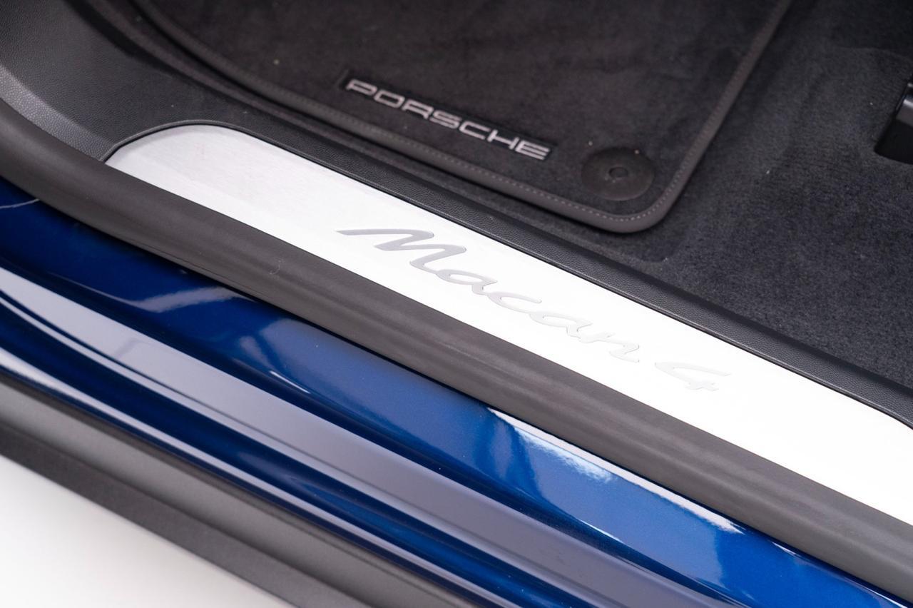 2024 Porsche Macan 4 Electric Pompano Beach FL