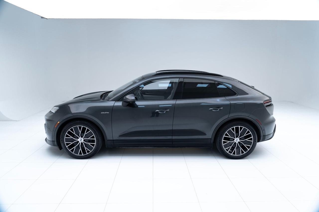 2024 Porsche Macan 4 Electric Pompano Beach FL
