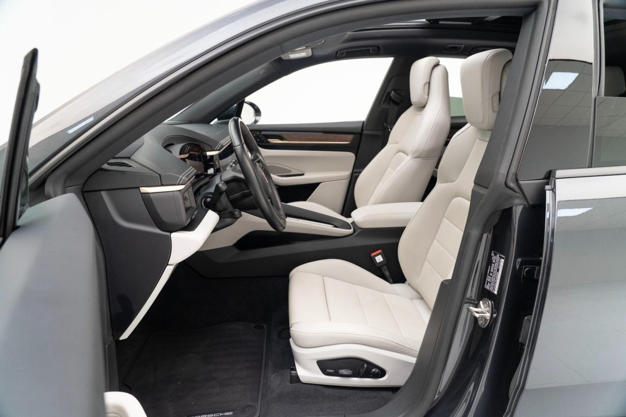 2024 Porsche Macan 4 Electric Pompano Beach FL