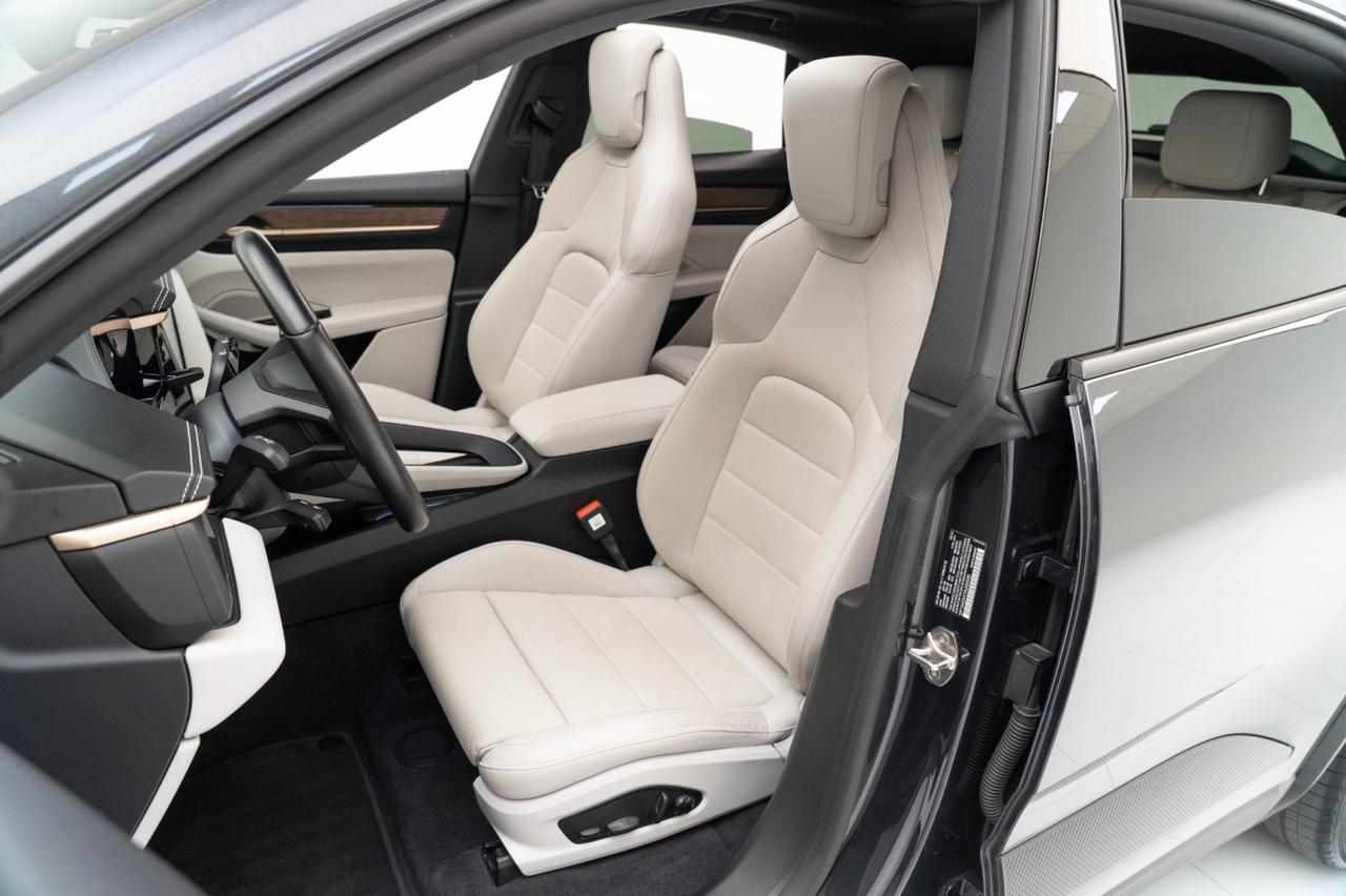 2024 Porsche Macan 4 Electric Pompano Beach FL