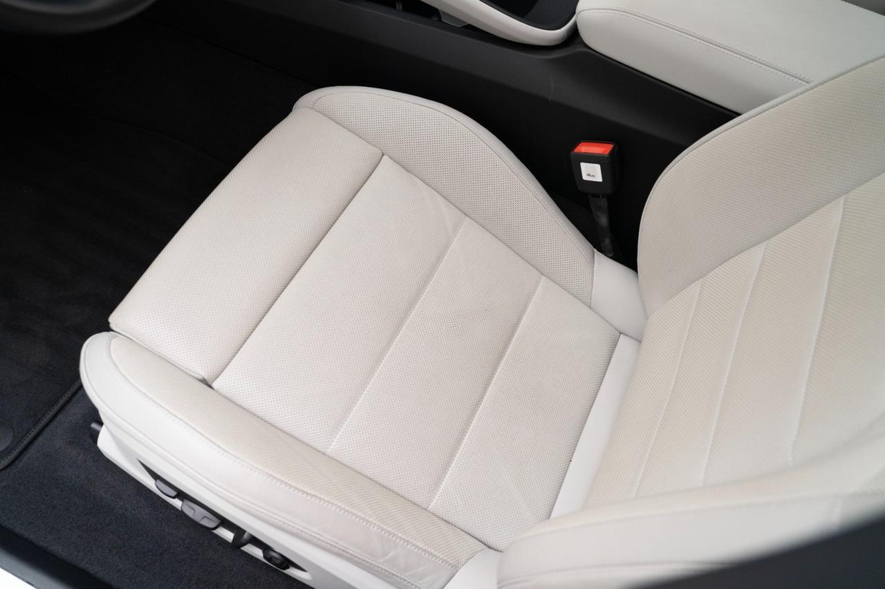 2024 Porsche Macan 4 Electric Pompano Beach FL