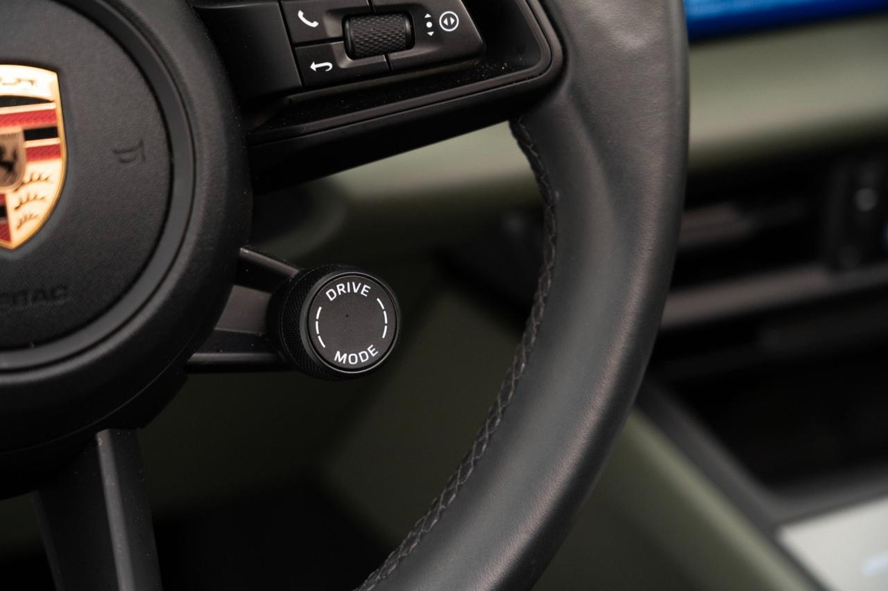 2024 Porsche Macan 4 Electric Pompano Beach FL