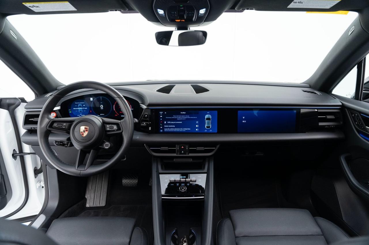 2024 Porsche Macan 4 Electric Pompano Beach FL
