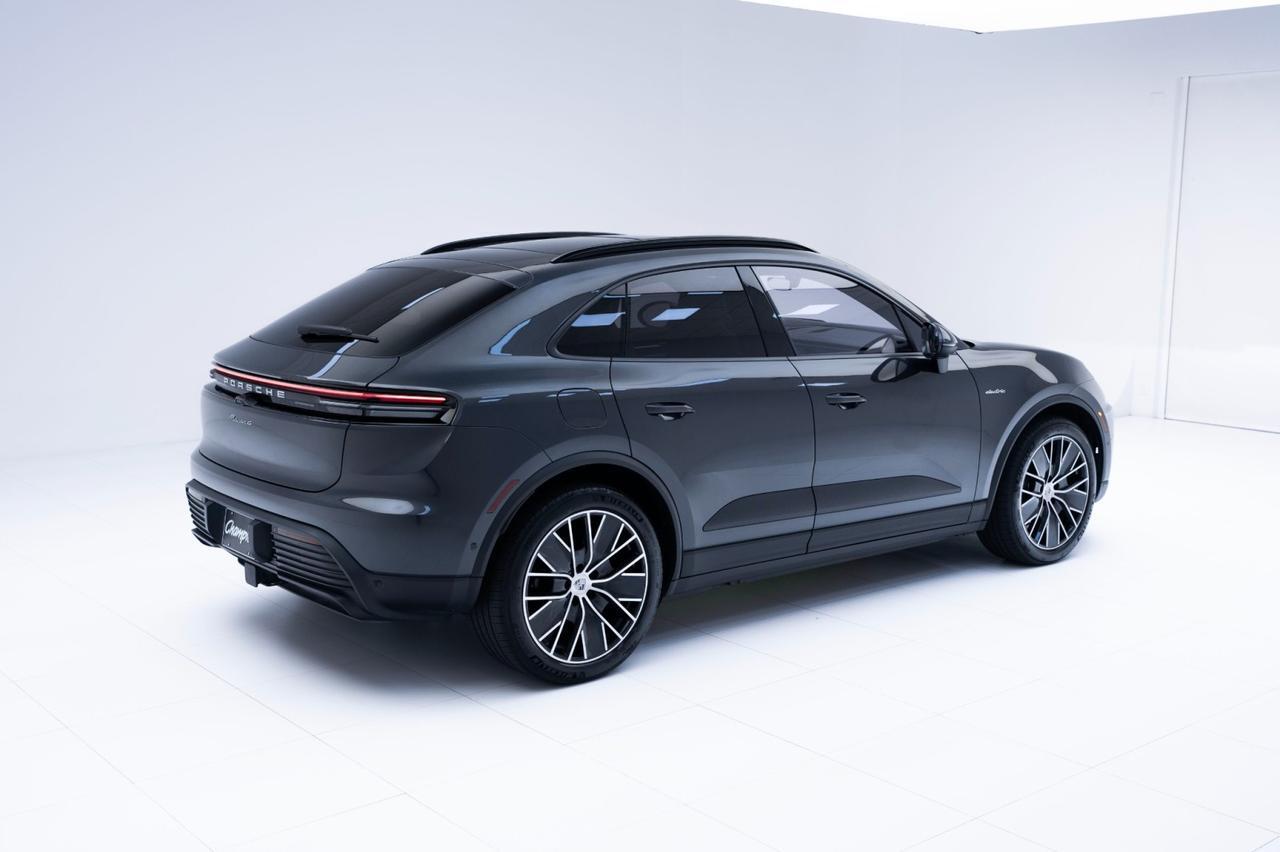 2024 Porsche Macan 4 Electric Pompano Beach FL