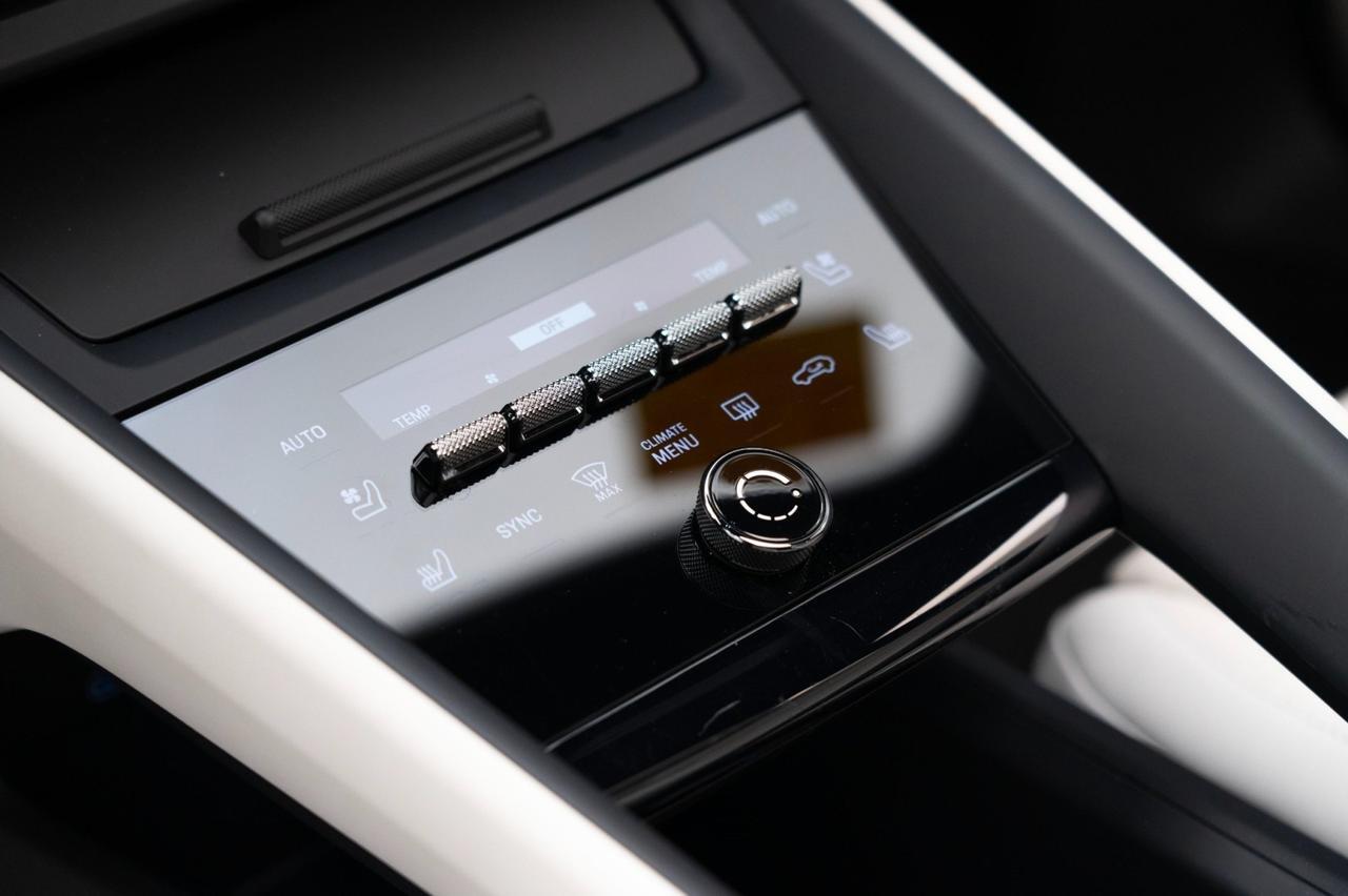 2024 Porsche Macan 4 Electric Pompano Beach FL