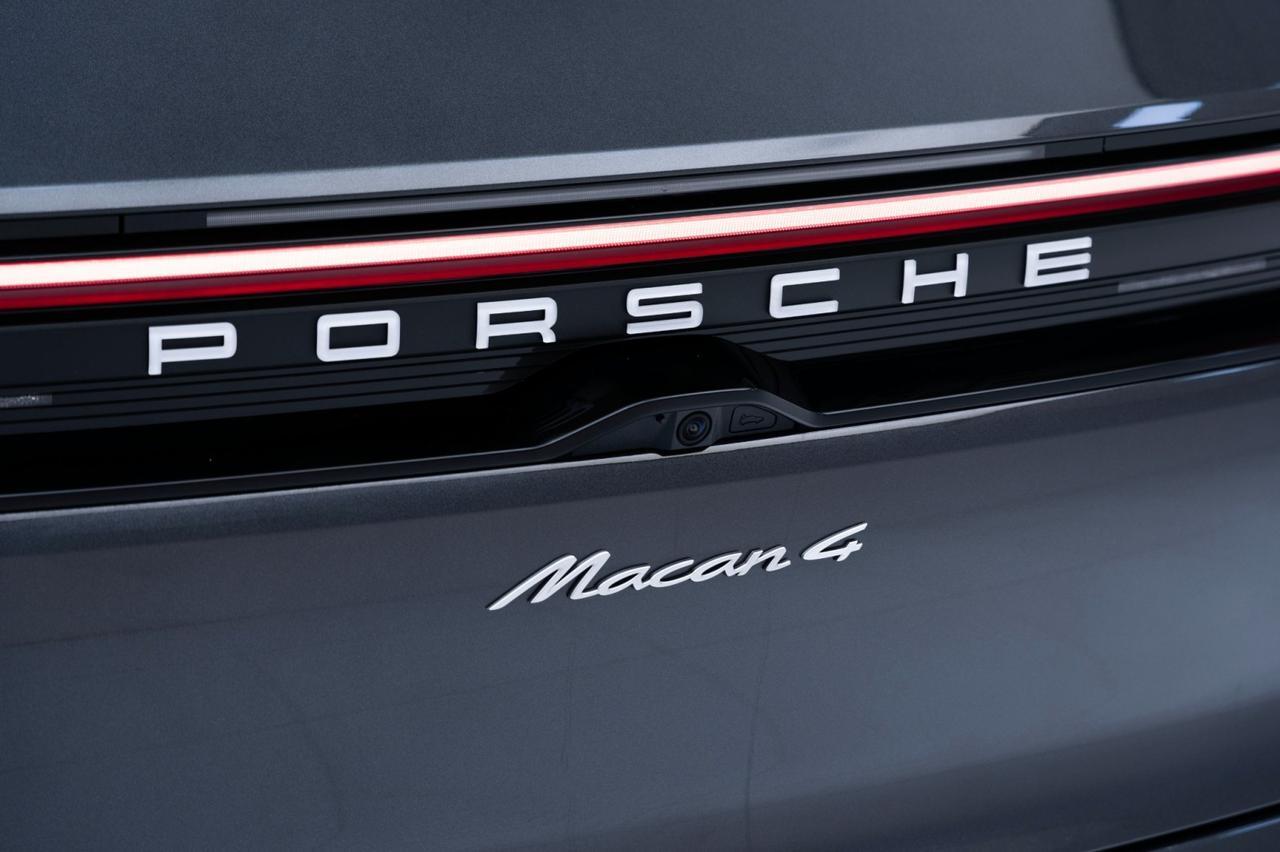 2024 Porsche Macan 4 Electric Pompano Beach FL