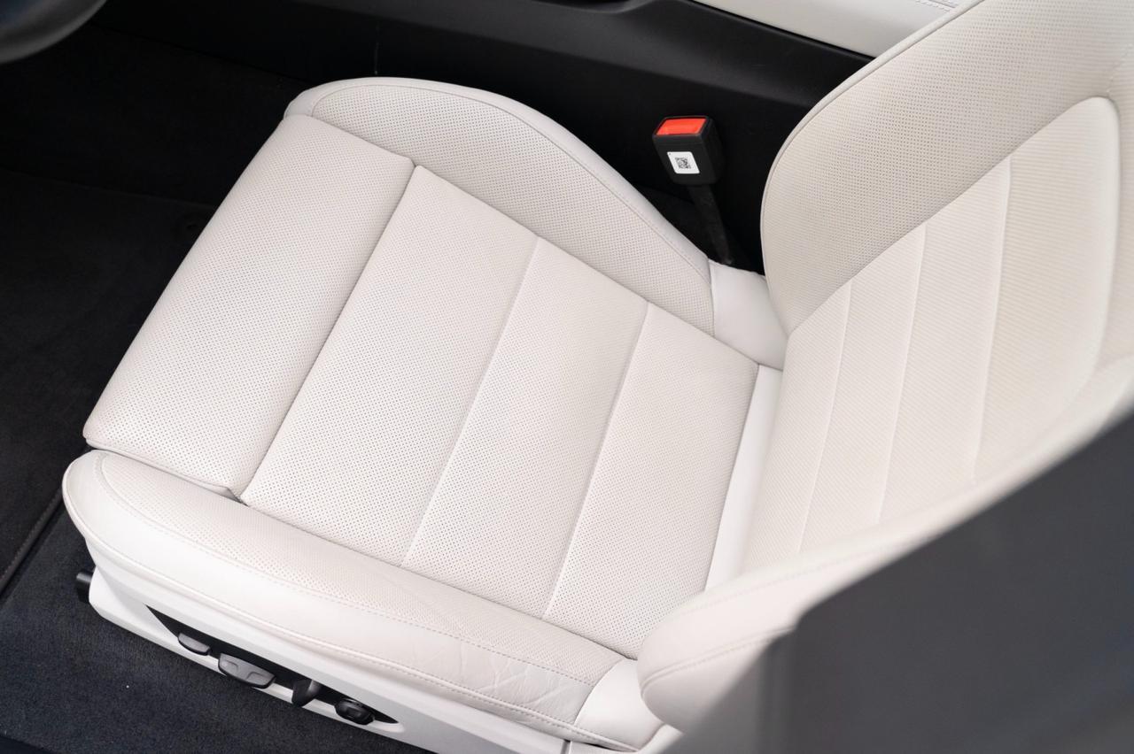 2024 Porsche Macan 4 Electric Pompano Beach FL