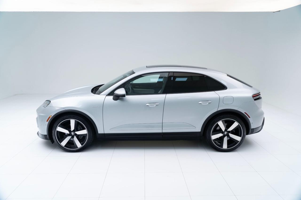2024 Porsche Macan 4 Electric Pompano Beach FL