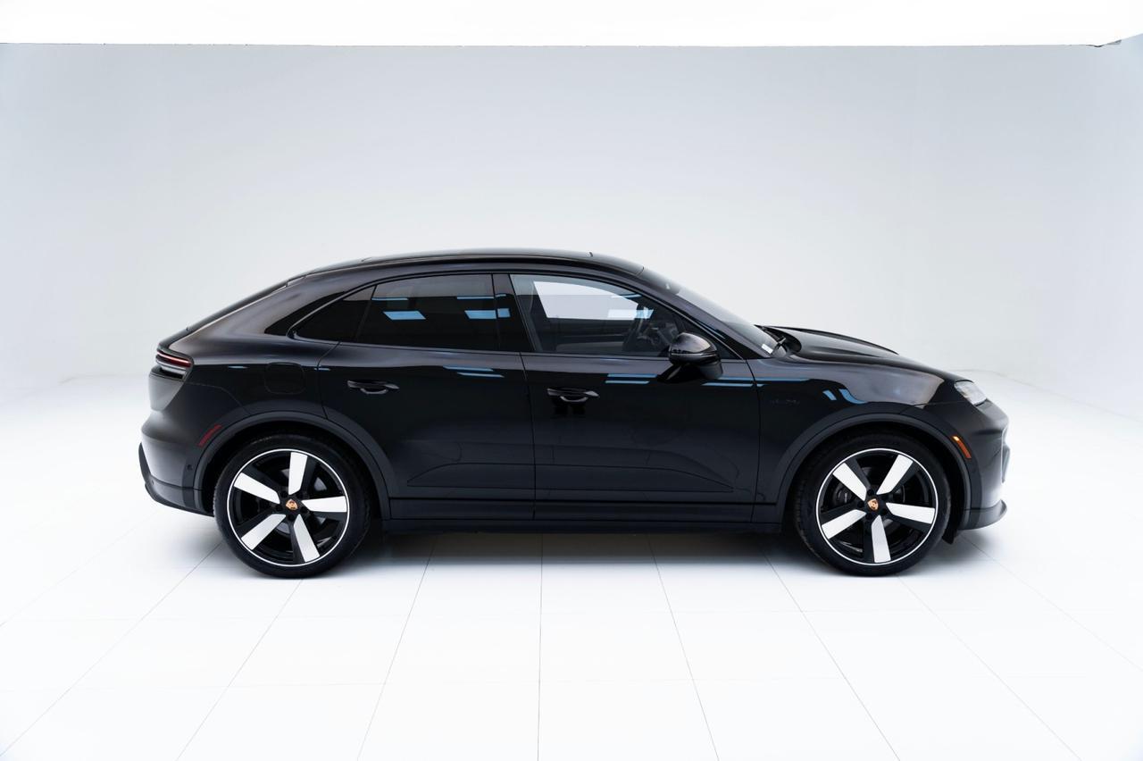 2024 Porsche Macan 4 Electric Pompano Beach FL