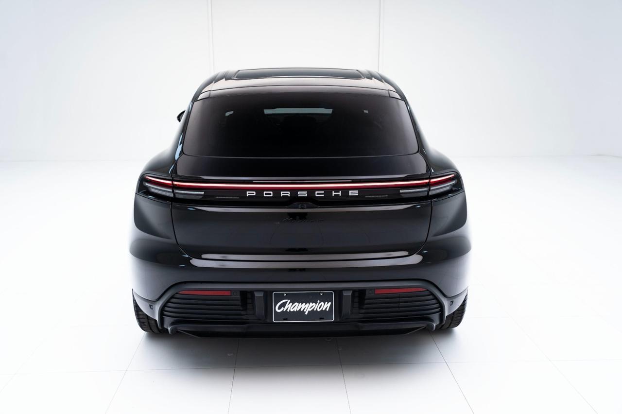 2024 Porsche Macan 4 Electric Pompano Beach FL