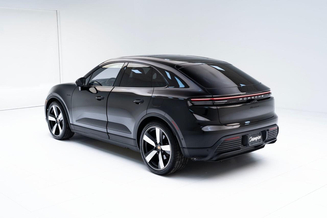 2024 Porsche Macan 4 Electric Pompano Beach FL