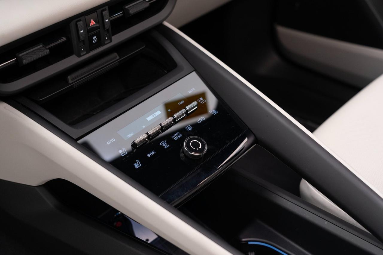 2024 Porsche Macan 4 Electric Pompano Beach FL