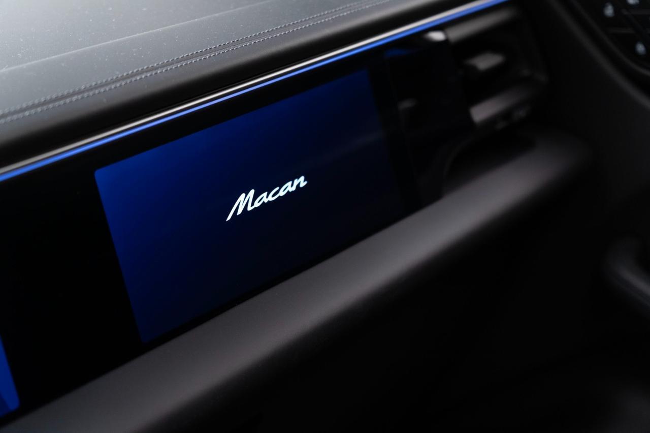 2024 Porsche Macan 4 Electric Pompano Beach FL