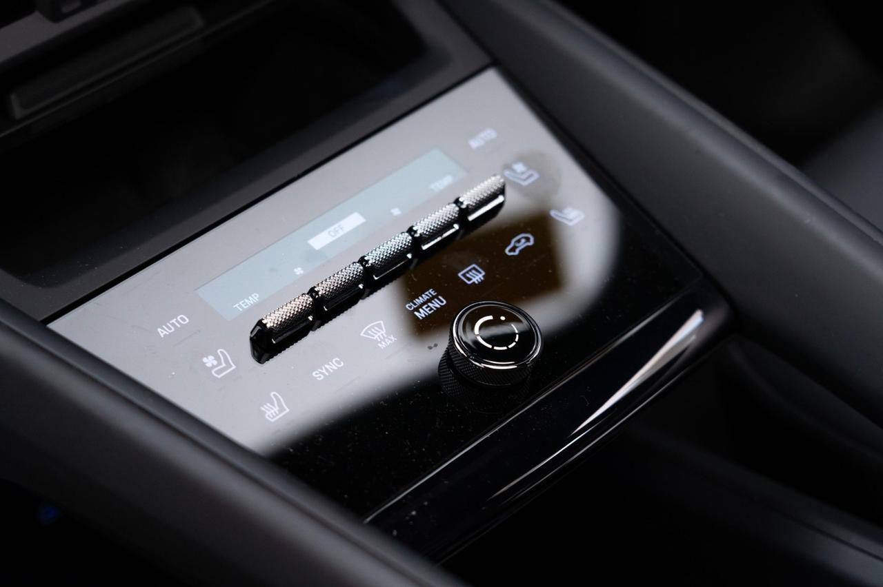 2024 Porsche Macan 4 Electric Pompano Beach FL