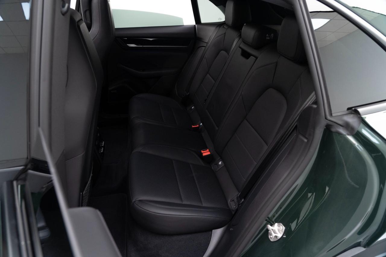 2024 Porsche Macan 4 Electric Pompano Beach FL