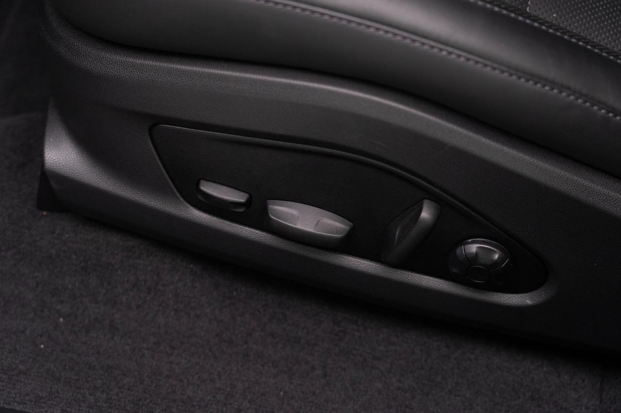 2024 Porsche Macan 4 Electric Pompano Beach FL