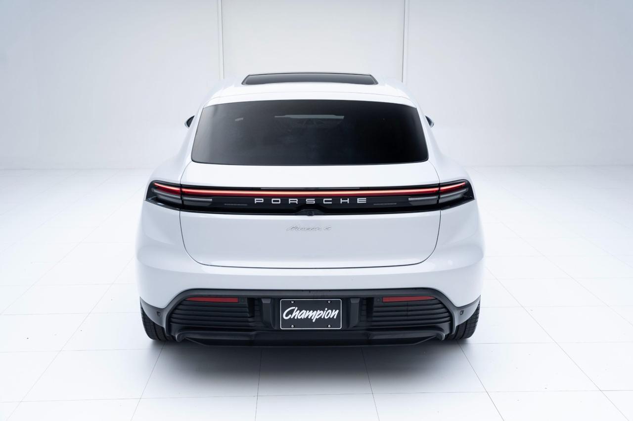 2024 Porsche Macan 4 Electric Pompano Beach FL