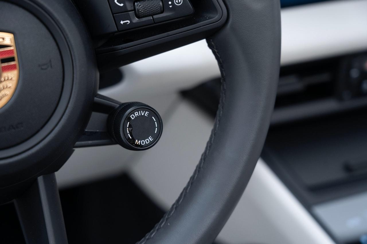 2024 Porsche Macan 4 Electric Pompano Beach FL