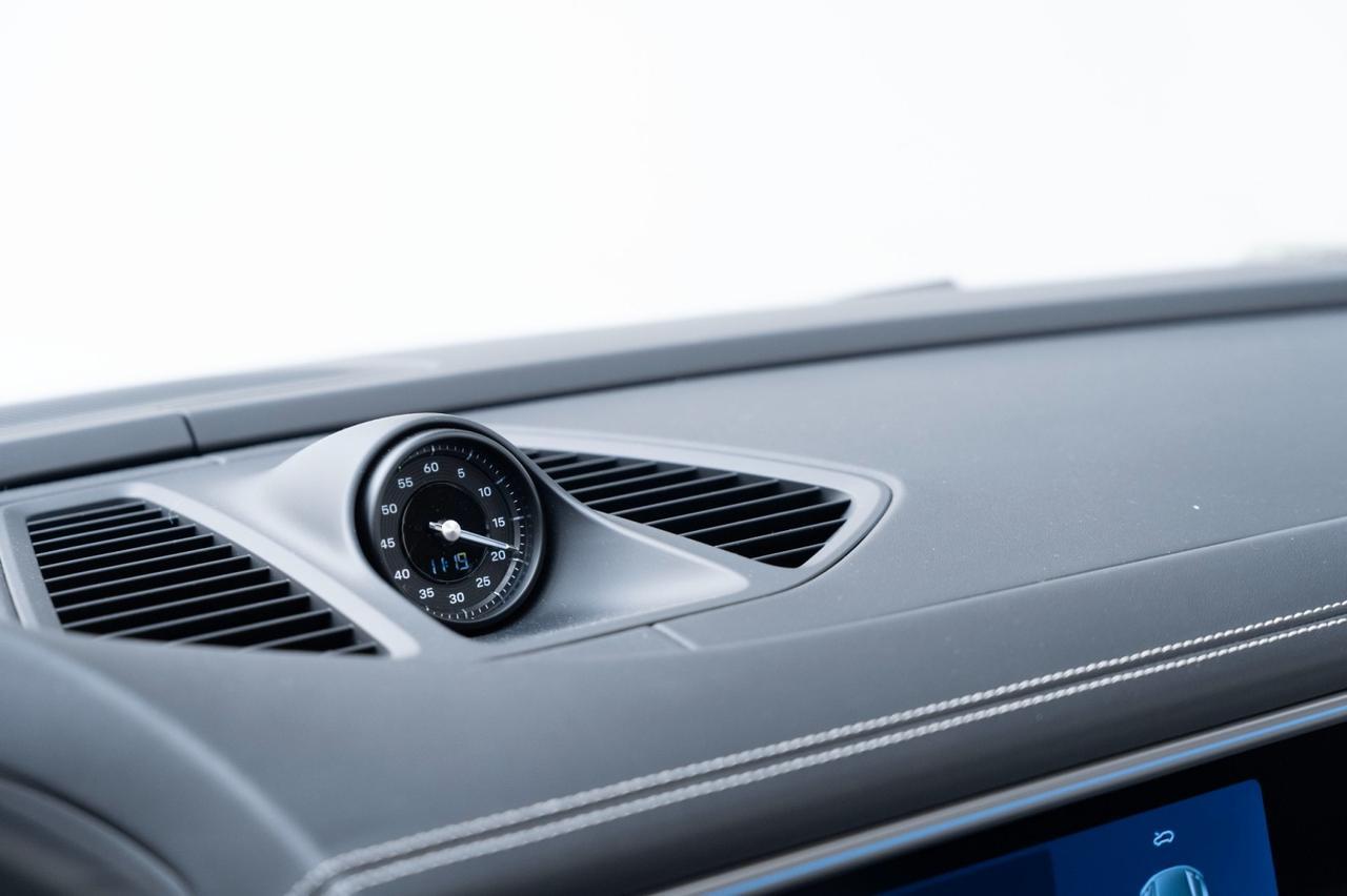 2024 Porsche Macan 4 Electric Pompano Beach FL