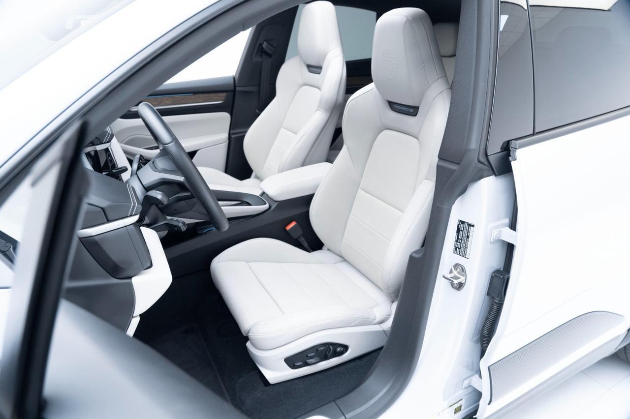 2024 Porsche Macan 4 Electric Pompano Beach FL