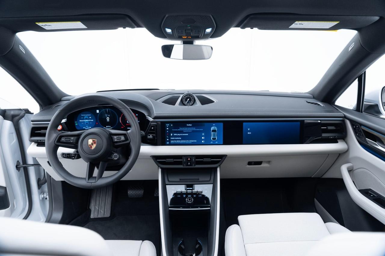 2024 Porsche Macan 4 Electric Pompano Beach FL