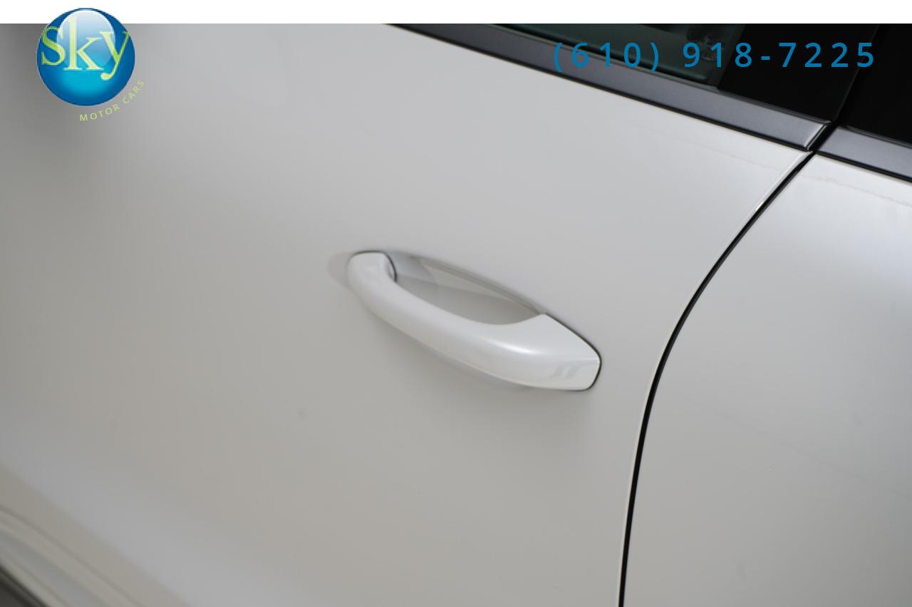 2024 Porsche Macan AWD West Chester PA