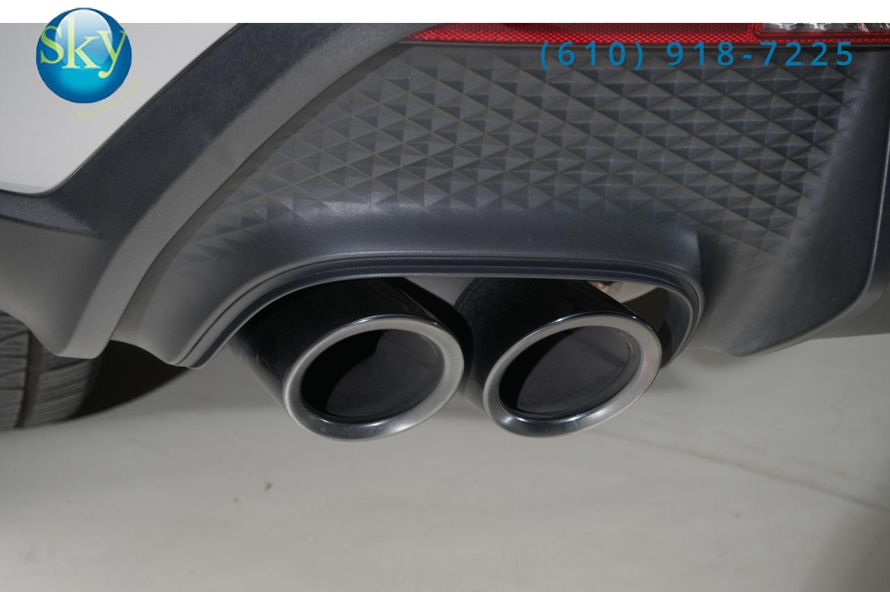 2024 Porsche Macan AWD West Chester PA