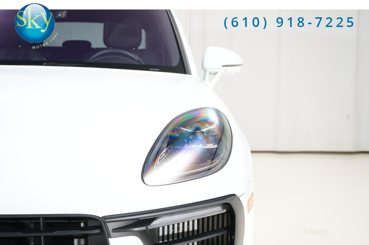 2024 Porsche Macan AWD S West Chester PA