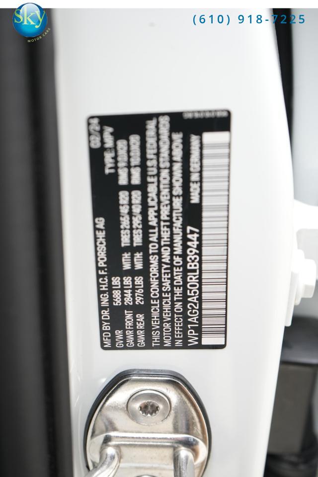 2024 Porsche Macan AWD S West Chester PA