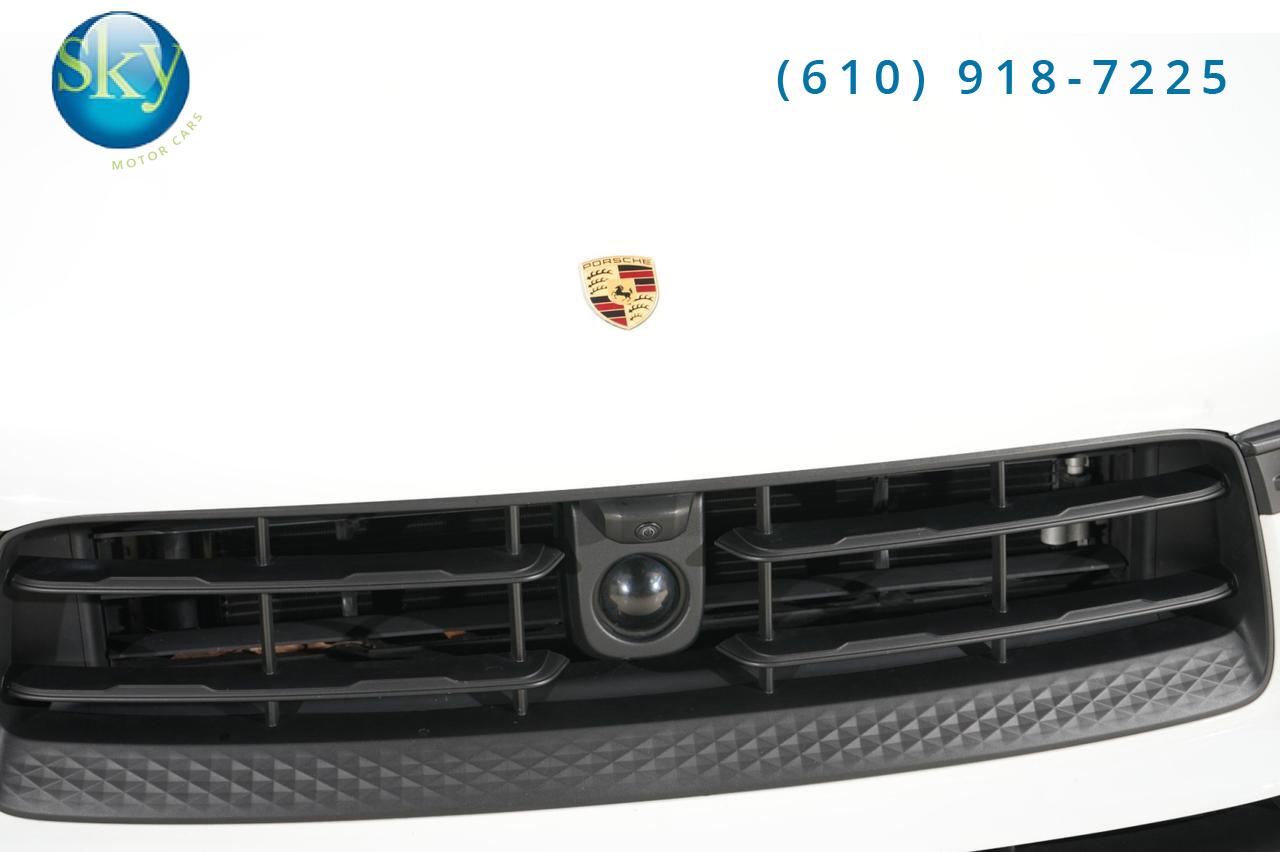 2024 Porsche Macan AWD S West Chester PA