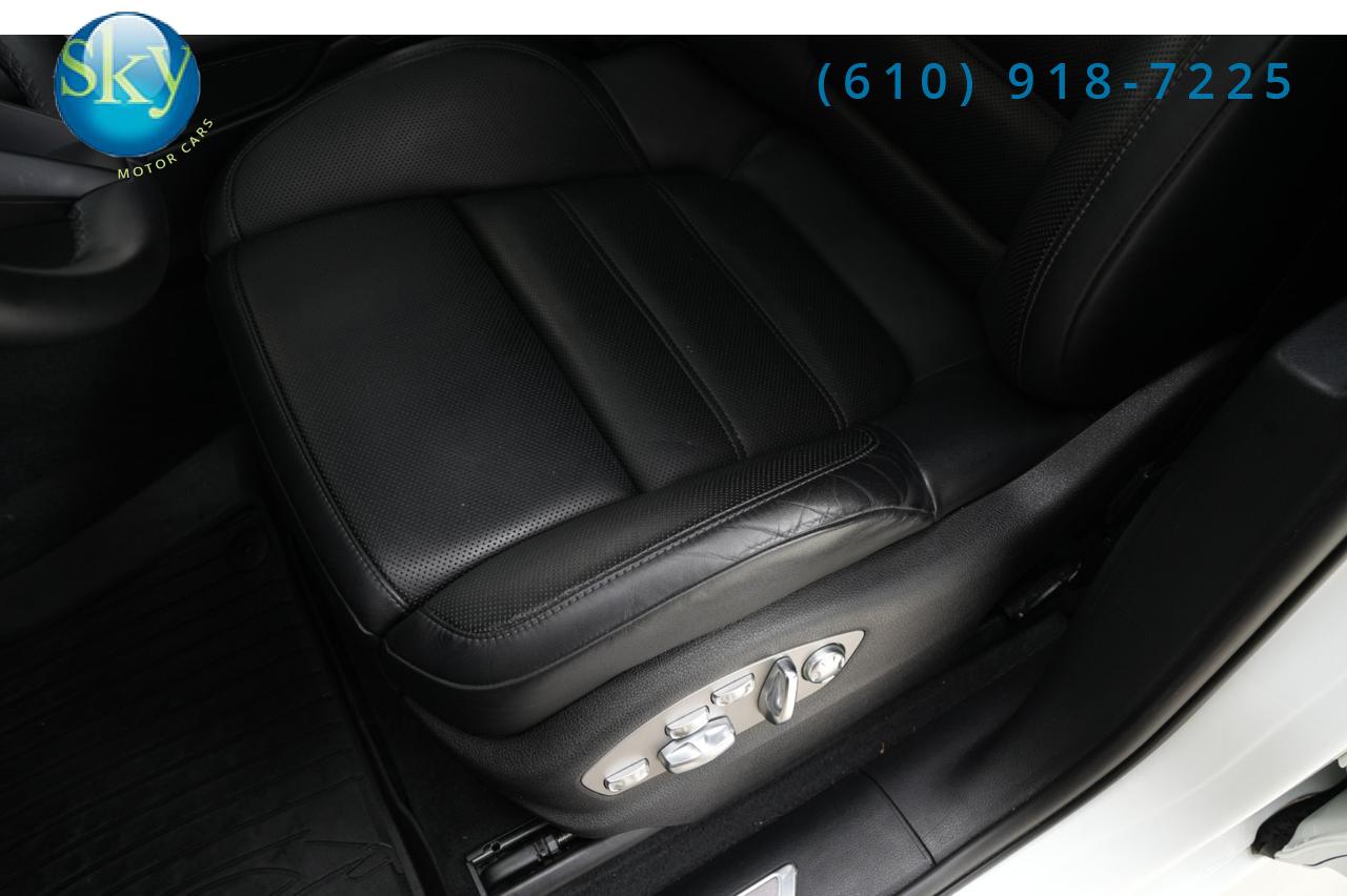 2024 Porsche Macan AWD S West Chester PA