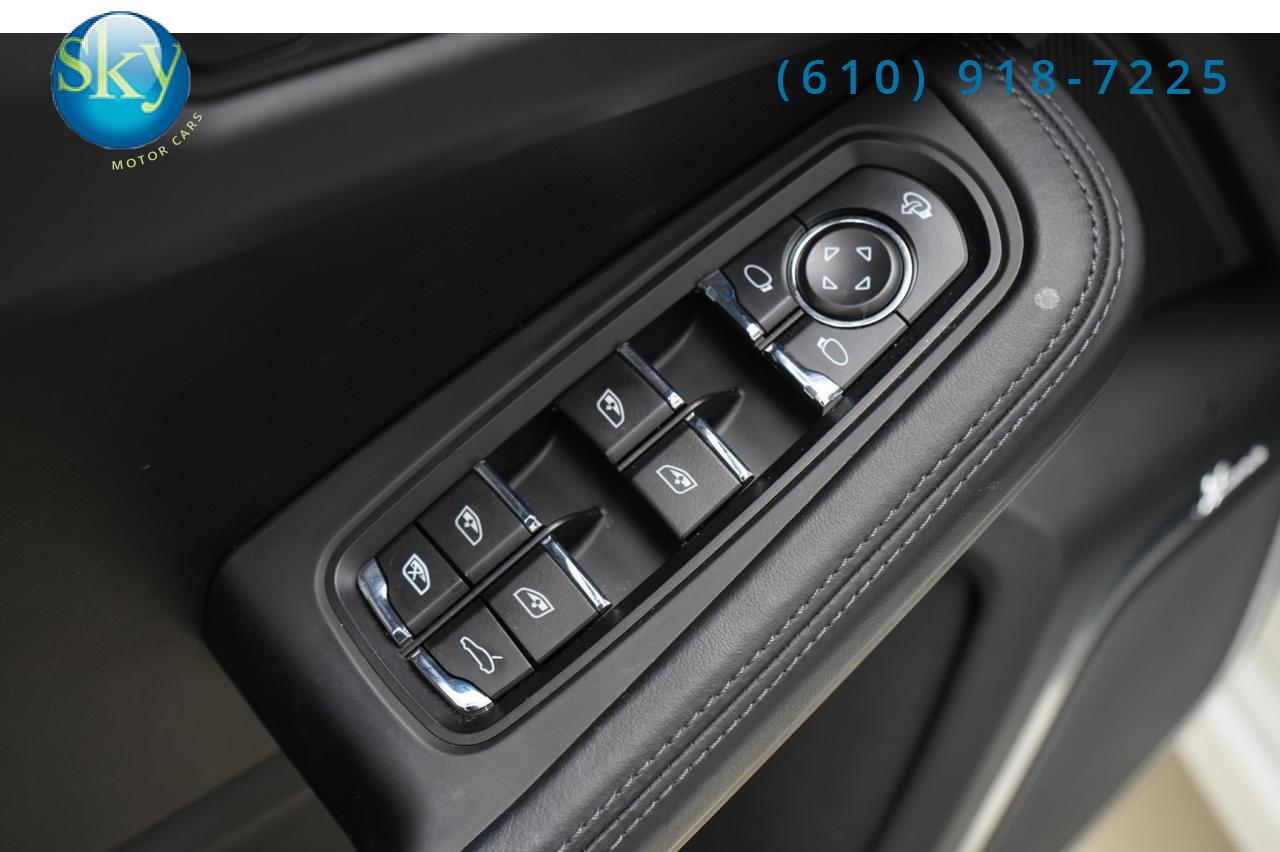 2024 Porsche Macan AWD S West Chester PA