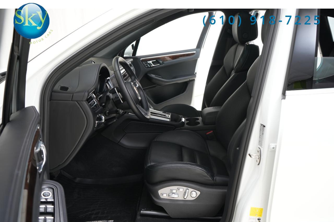 2024 Porsche Macan AWD S West Chester PA