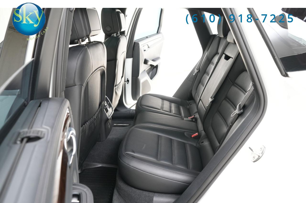 2024 Porsche Macan AWD S West Chester PA