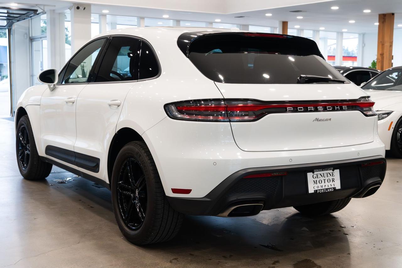 2024 Porsche Macan Base Gladstone OR