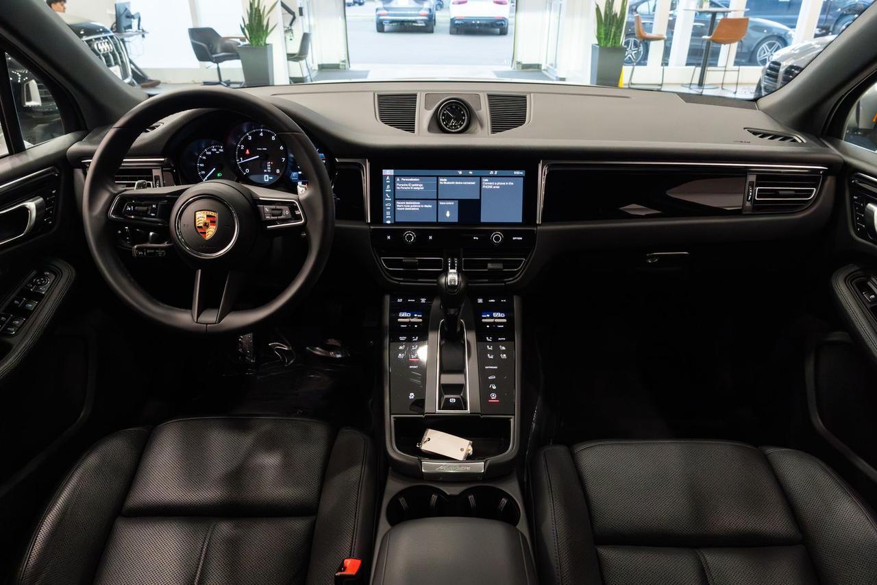 2024 Porsche Macan Base Gladstone OR
